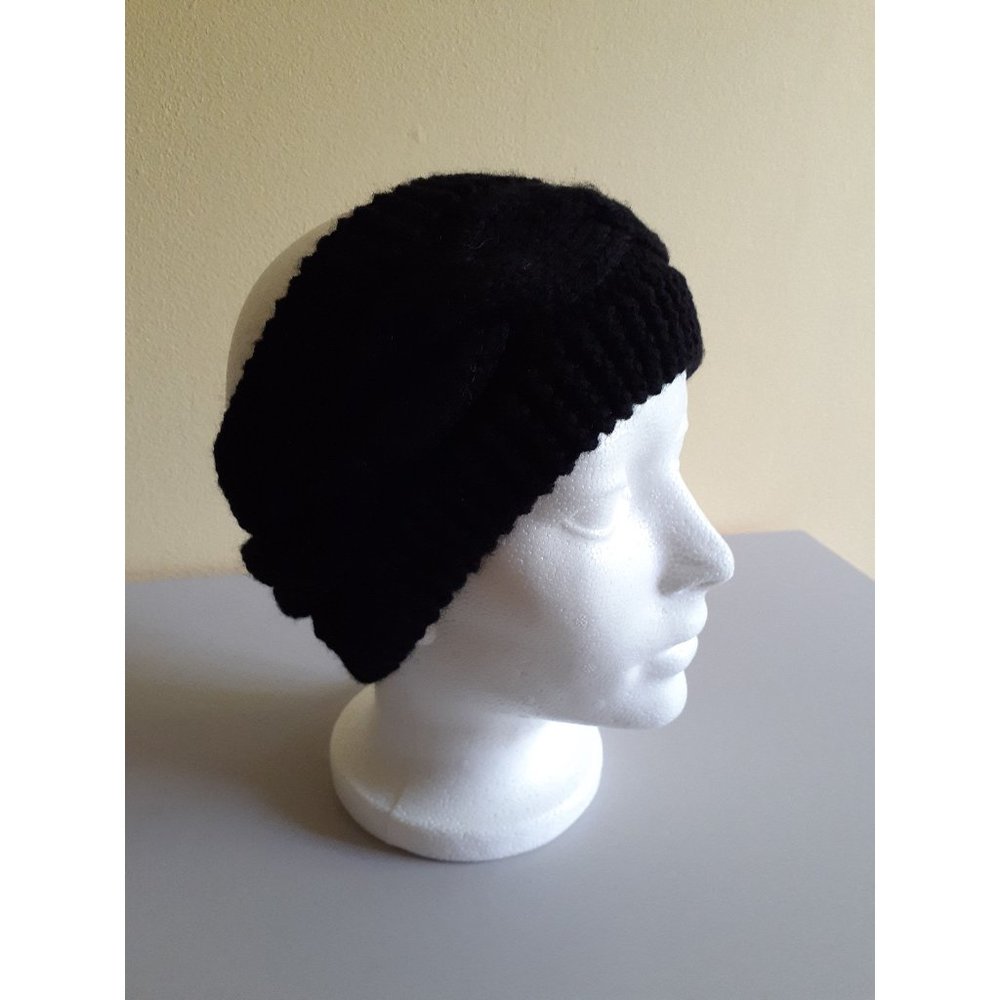 Black knitted headband